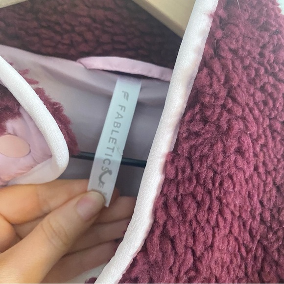 Fabletics Burgundy and Pink Tahoe Teddy Jacket NWT size medium - Picture 5 of 9